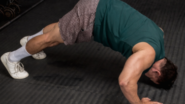 8 Treinos de Calistenia para Fazer em Casa ou na Praça, Sem Equipamento “Especial”