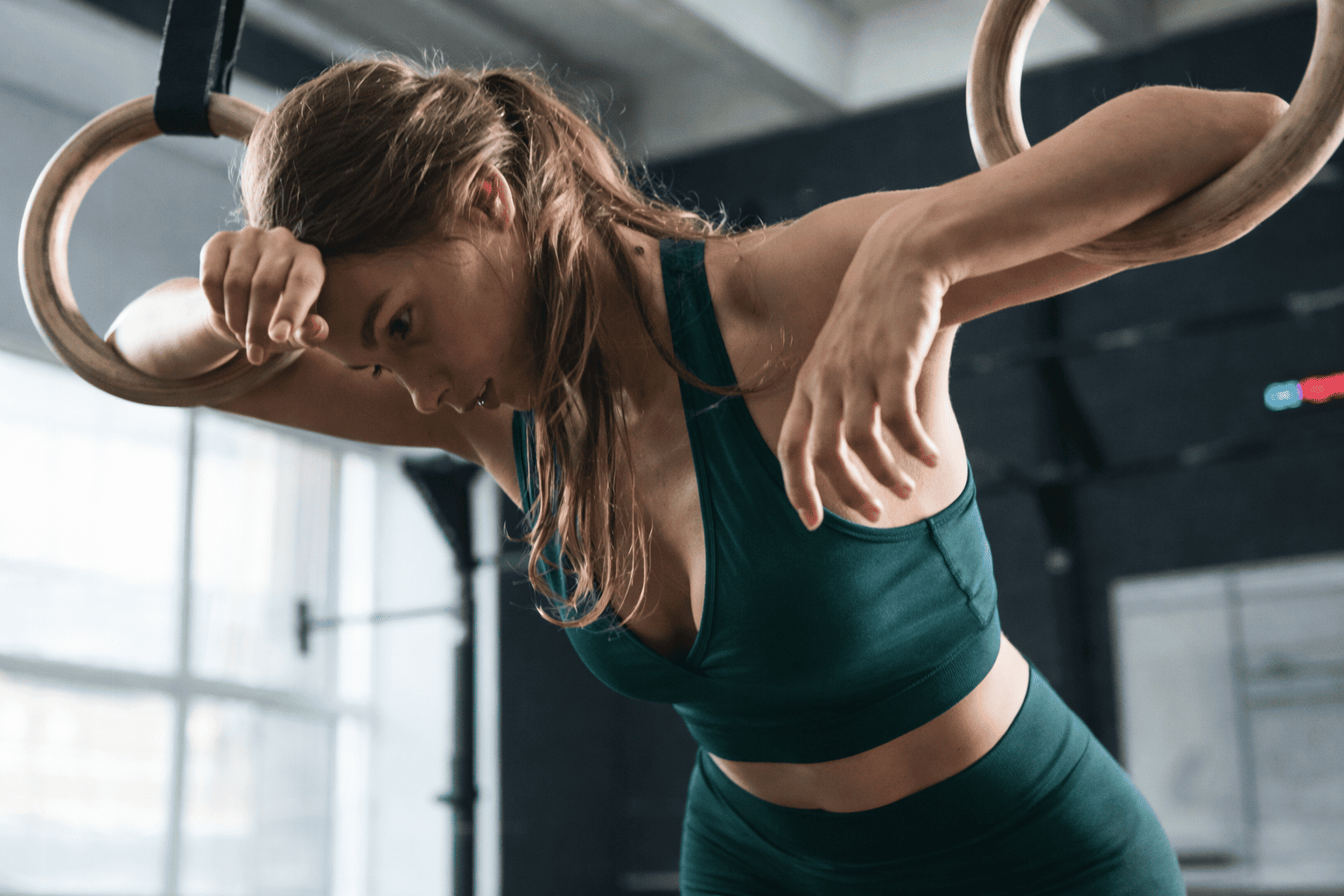 8 Sinais de Overtraining que Muita Gente Confunde com “Disciplina”