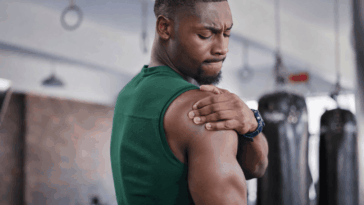 5 Estratégias para Reduzir Dor Muscular (DOMS) Sem “Atalhos” que Não Funcionam