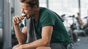 9 Lanches Pós-Treino Práticos para Recompor Energia sem Estourar Calorias